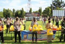 Hadapi Pandemi Covid-19 POLRES Bengkulu Utara Berbagi Sembako.
