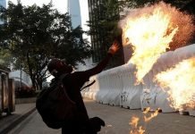 Polisi Selidiki Pelaku Pelemparan Bom Molotov ke Kantor PDIP Bogor