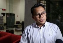 Keterangan Dua Saksi Aliran Uang Dari Nurhadi dan Menantunya