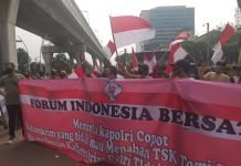 Forum Indonesia Bersatu Demo di Mabes Polri, Minta Bareskrim Tangkap Tommy Sumardi