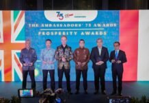 Berkontribusi Besar dalam Memperkuat Hubungan Diplomatik Indonesia-Inggris, Sesmenko Susiwijono Menerima Penghargaan Prosperity Awards