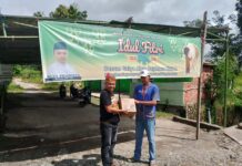 Wagub Sumsel Memberikan Bantuan Mesin Air Ke Mushola Al-Karim