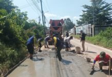 Dinas PU BM Kota Palembang Kembali Cor Sisi Sebelah Jalan Tanjung Aur 1