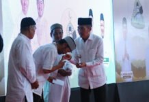 Ratu Dewa Berikan Insentif Kepada 500 Marbot Masjid Dan Musholla Di 18 Kecamatan