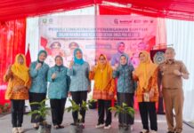 Dalam Rangka HKG Ke-53, TP PKK Bersama Bank Sampah KGS Gelar Kegiatan Peduli Lingkungan Penanganan Sampah Di IT. II