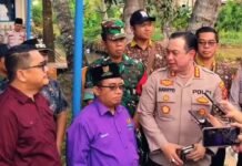 Peletakan Batu Pertama Bedah Rumah, Dr Amiruddin Sandy Ikut Turun Langsung