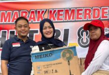 Warga Antusias, Camat IT II dan Lurah Satu Ilir Hadirkan Perayaan Kemerdekaan yang Penuh Kebersamaan