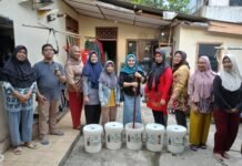 Kolaborasi PKK dan Universitas Tridinanti, Rindu Yosalida Wujudkan Talangsemut Lebih Hijau