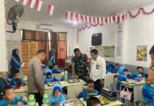 Plt. Lurah Ahmadi Saputra Turun Langsung Pantau Program Nasional MBG di Sekolah