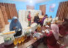Wujud Kepedulian Pemerintah Kelurahan, Bantuan Pangan Dibagikan ke Warga Kebun Bunga