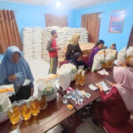 Wujud Kepedulian Pemerintah Kelurahan, Bantuan Pangan Dibagikan ke Warga Kebun Bunga