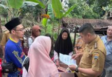 Empati Tanpa Sekat, Camat Kalidoni dan Lurah Sungaiselincah Datangi Warga Terdampak