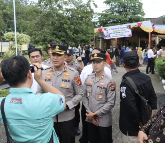 Kunjungi Polsek Sanga Desa, Kapolres Muba AKBP Ruri Prastowo Tekankan Sinergi dan Pelayanan Humanis