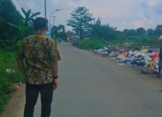 Langkah Inovatif Camat Alexander: Kontainer Sampah dan Regulasi Ketat bagi Developer