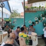 Lebih Dari Sekadar Sembako, Camat Kertapati dan Lurah Oganbaru Apresiasi Kolaborasi Strategis Polri-BAZNAS untuk Masyarakat Miskin