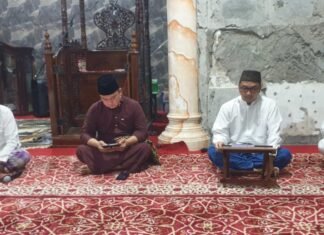 Puluhan Jamaah Hadir dan Ikuti Khataman Al-Qur’an di Masjid Al-Muhajirin BSI Palembang