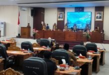 Dalam Paripurna DPRD, Bupati Lebong Tekankan Pentingnya Revisi Aturan Pilkades